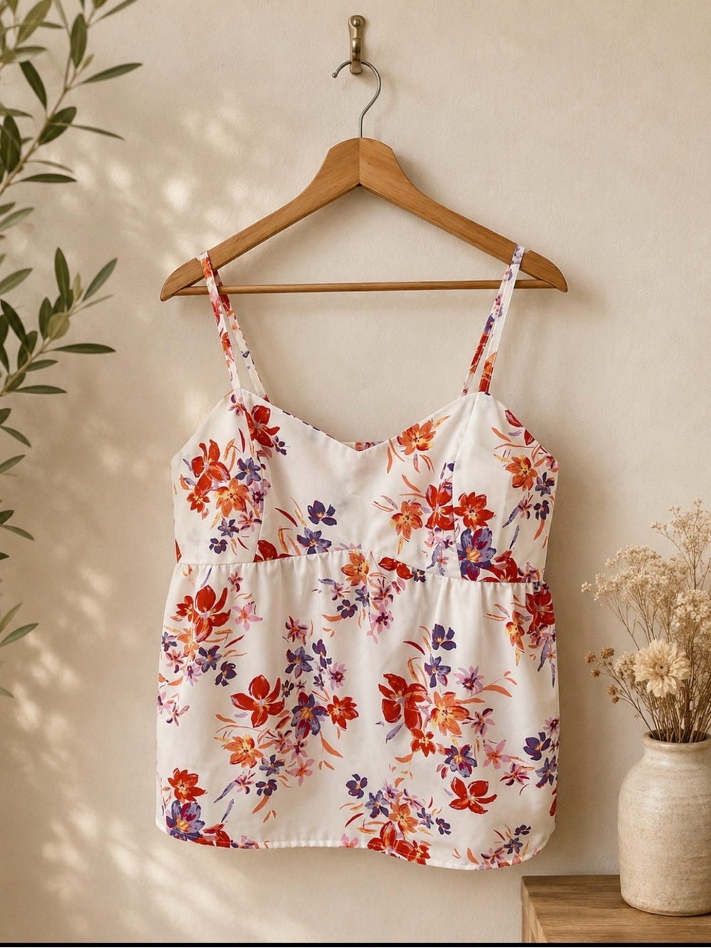 Pink Rose NWT Floral Cami Tank Top | White Multicolor | Size L